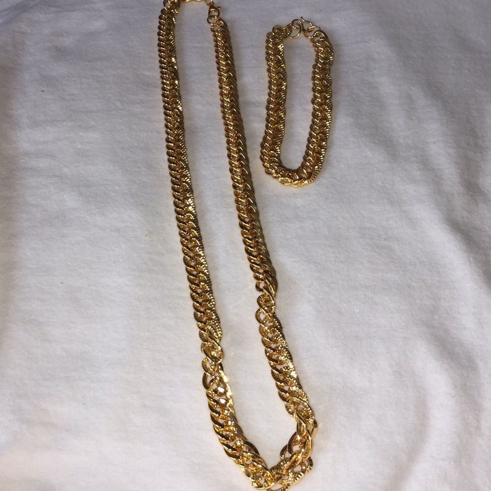 18kt Gold plated diamond cut necklace bracelet set